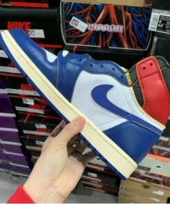 Air Jordan 1 Retro High Blue