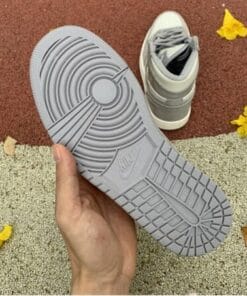 Alternative view of Air Jordan 1 High Premium