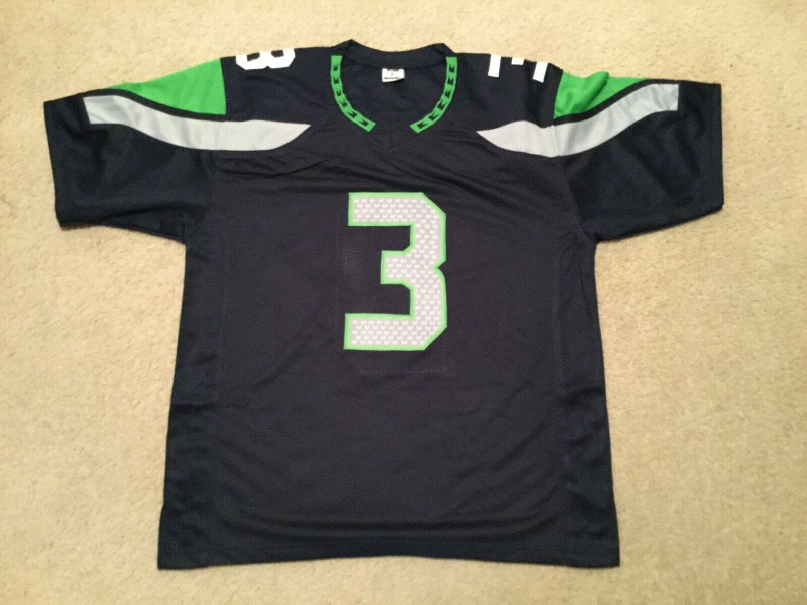 UNSIGNED CUSTOM Sewn Stitched Russell Wilson Blue Jersey